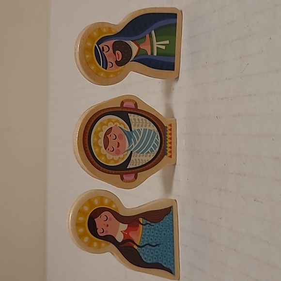 Teeny-Tiny Nativity - Picture 11 of 17